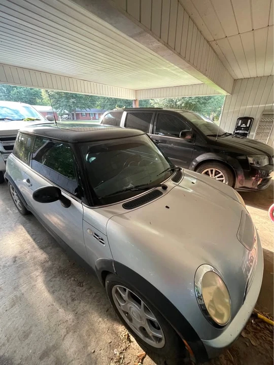 2004 Mini Mini Cooper S 1st Gen - Image 2 of 9
