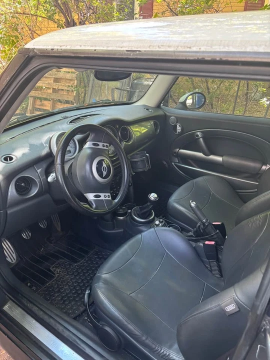 2004 Mini Mini Cooper S 1st Gen - Image 3 of 8