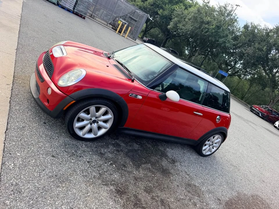 2004 Mini Mini Cooper S 1st Gen - Image 2 of 5