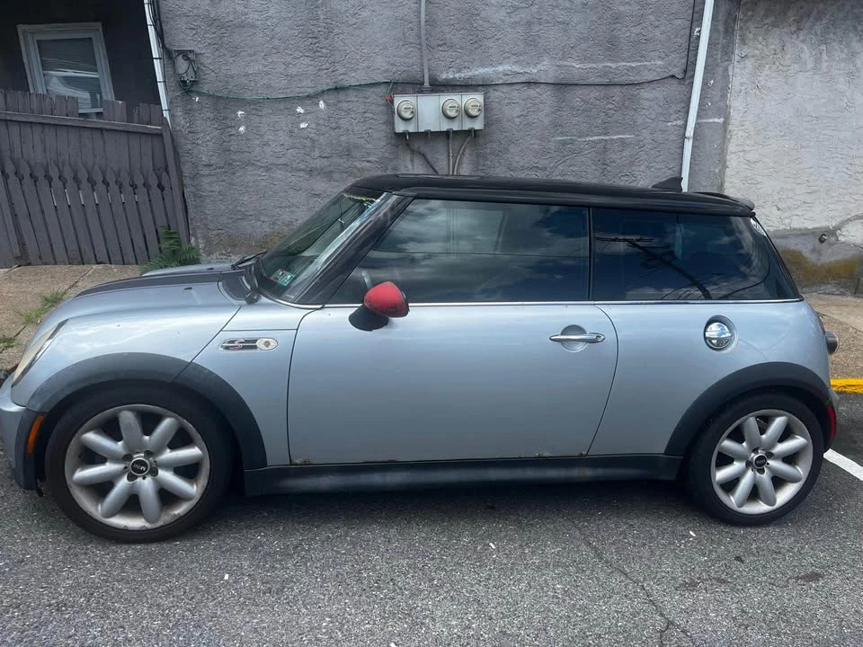 2004 Mini Mini Cooper S 1st Gen - Image 2 of 7