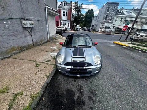 2004 MINI Cooper S Hatchback 2D