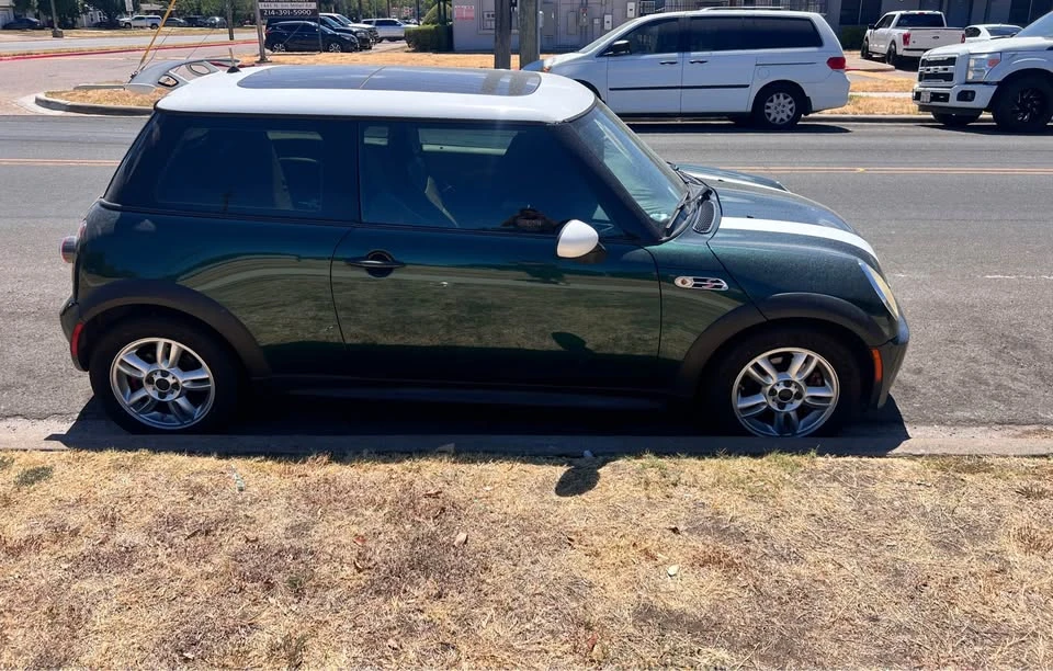 2004 Mini Mini Cooper S 1st Gen - Image 2 of 6