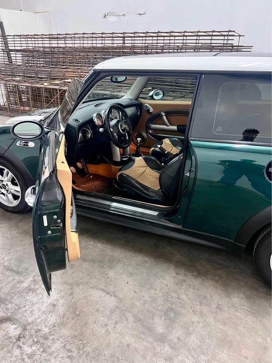 2004 Mini Mini Cooper S 1st Gen - Image 6 of 6