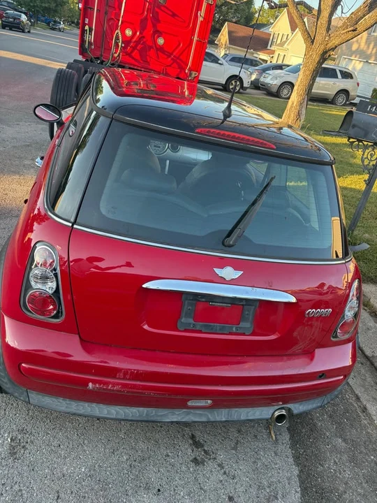 2004 Mini Mini 1st Gen - Image 2 of 6