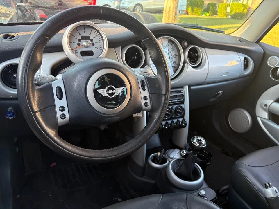 2004 Mini Mini 1st Gen - Image 5 of 6