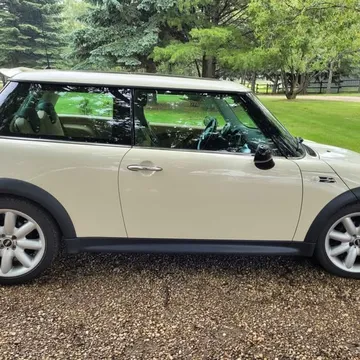 2004 MINI Cooper