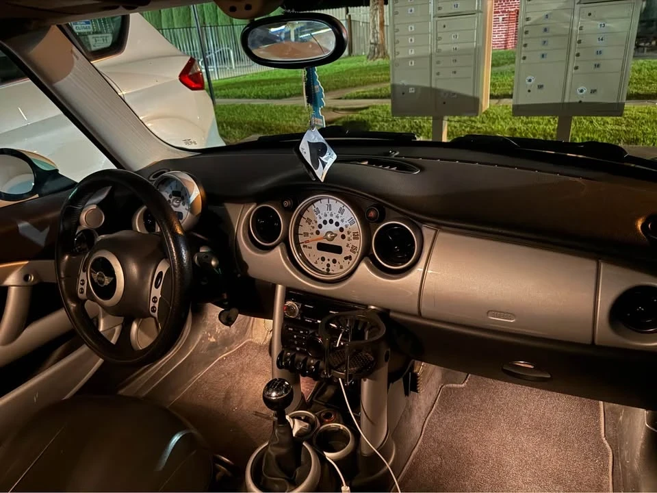 2004 Mini Mini 1st Gen - Image 5 of 5