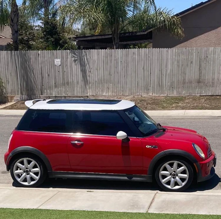 2004 Mini Mini Cooper S 1st Gen - Image 3 of 9