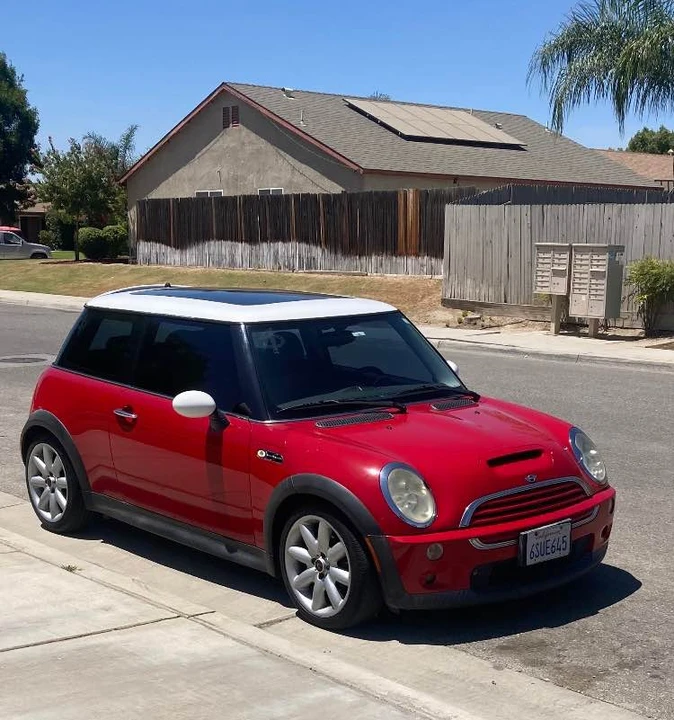 2004 Mini Mini Cooper S 1st Gen - Image 2 of 9