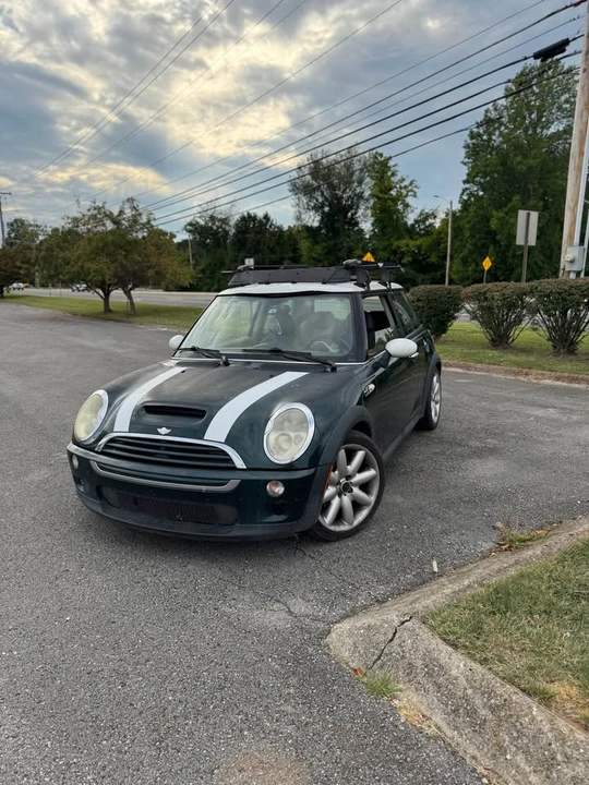 2004 Mini Mini Cooper S 1st Gen - Image 2 of 5