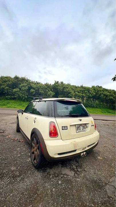 2004 Mini Mini Cooper S 1st Gen - Image 3 of 8