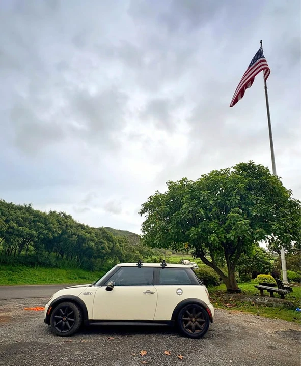 2004 Mini Mini Cooper S 1st Gen - Image 2 of 8