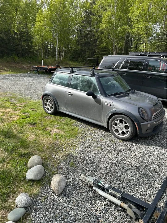 2004 Mini Mini Cooper S 1st Gen - Image 2 of 7