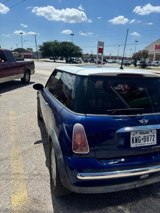 2004 Mini Mini Cooper S 1st Gen - Image 4 of 16