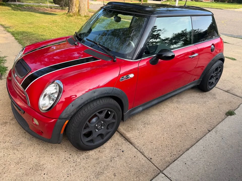 2004 Mini Mini Cooper S 1st Gen - Image 11 of 12