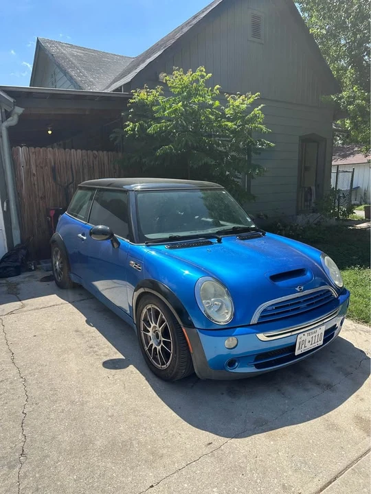 2004 Mini Mini Cooper S 1st Gen - Image 2 of 5
