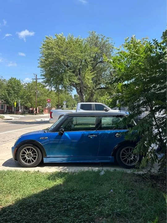 2004 Mini Mini Cooper S 1st Gen - Image 3 of 5