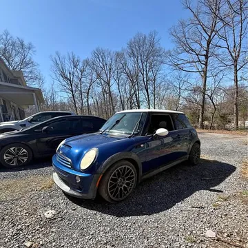 2004 MINI Cooper S Hatchback 2D