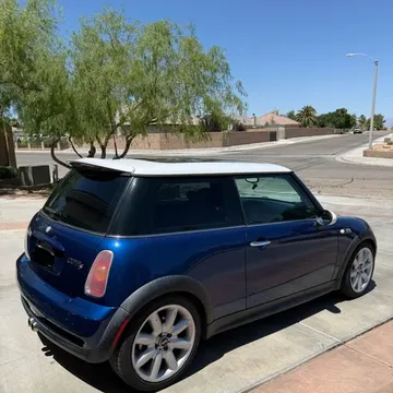 2004 MINI Cooper S Hatchback