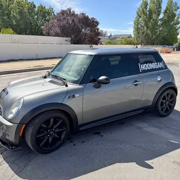 2004 MINI Cooper S Hatchback 2D