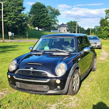 2004 MINI Cooper S Hatchback 2D