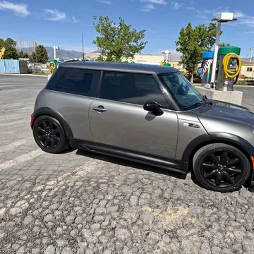 2004 MINI Cooper S Hatchback 2D