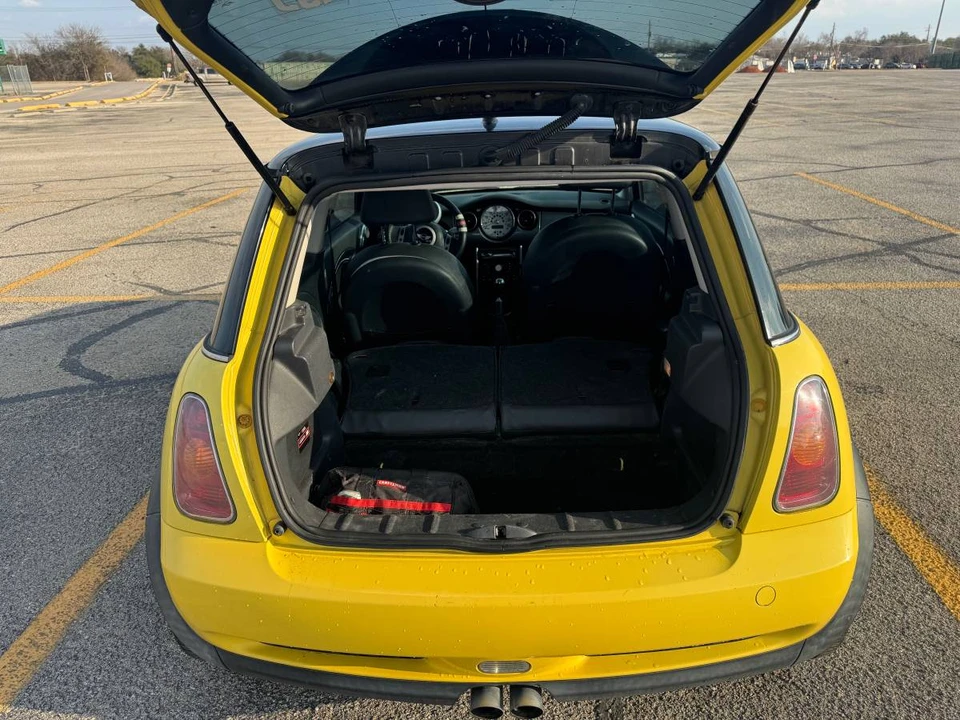 2004 Mini Mini Cooper S 1st Gen - Image 9 of 15