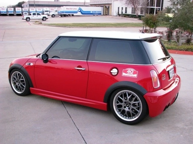 2004 Mini Mini Cooper S 1st Gen - Image 2 of 5