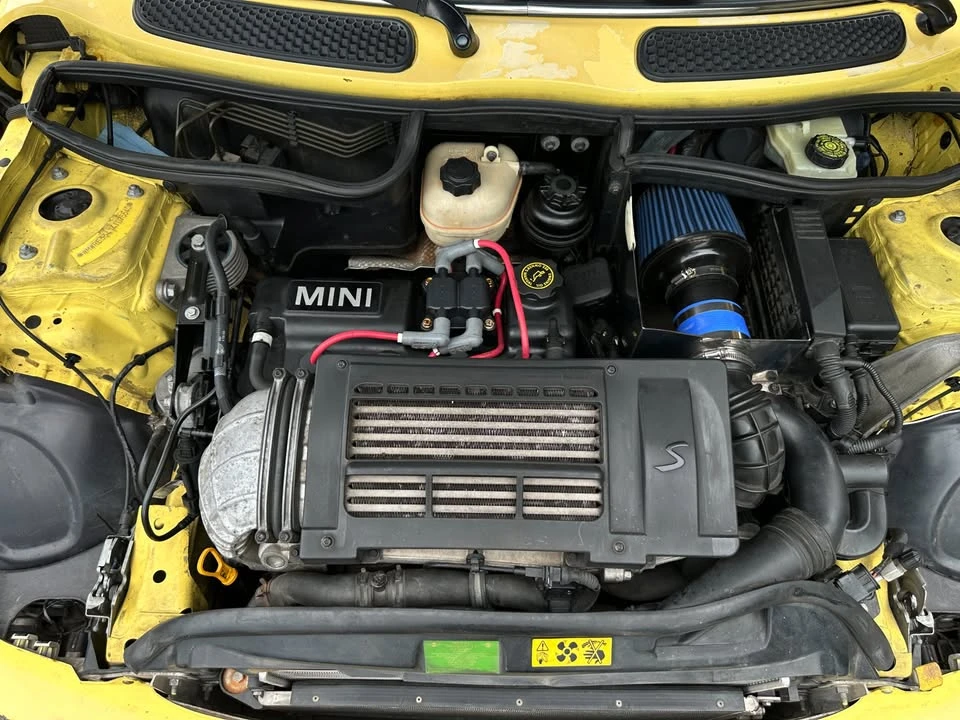 2004 Mini Mini Cooper S 1st Gen - Image 11 of 12