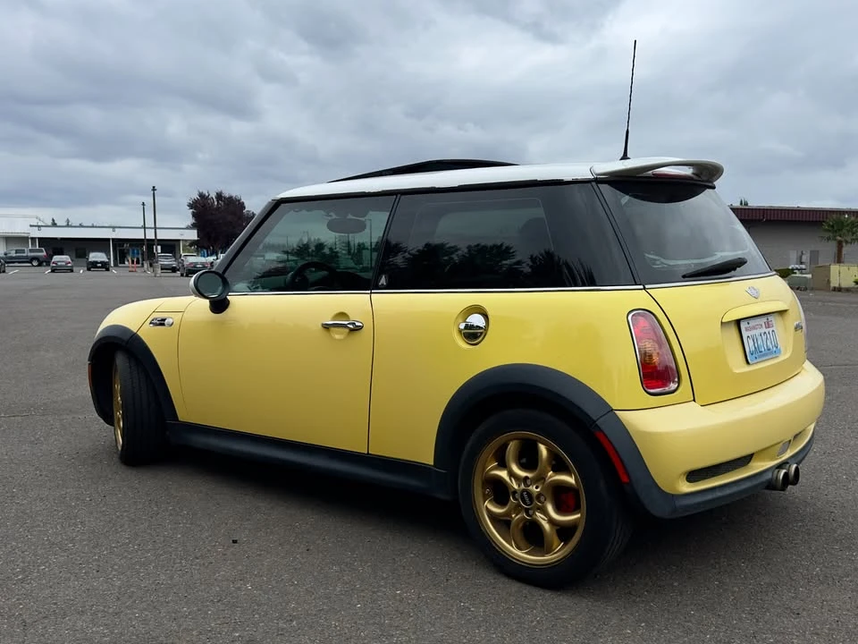 2004 Mini Mini Cooper S 1st Gen - Image 2 of 12