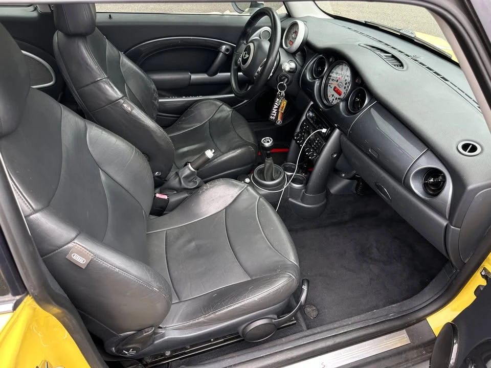2004 Mini Mini Cooper S 1st Gen - Image 7 of 12