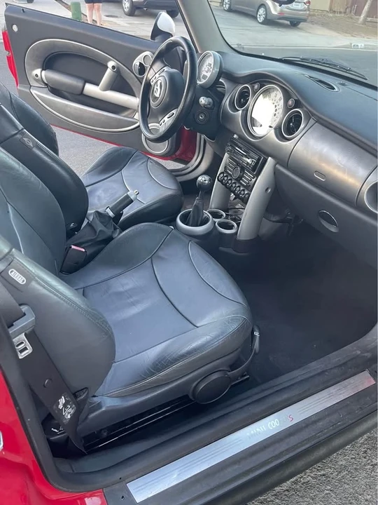 2004 Mini Mini Cooper S 1st Gen - Image 6 of 7