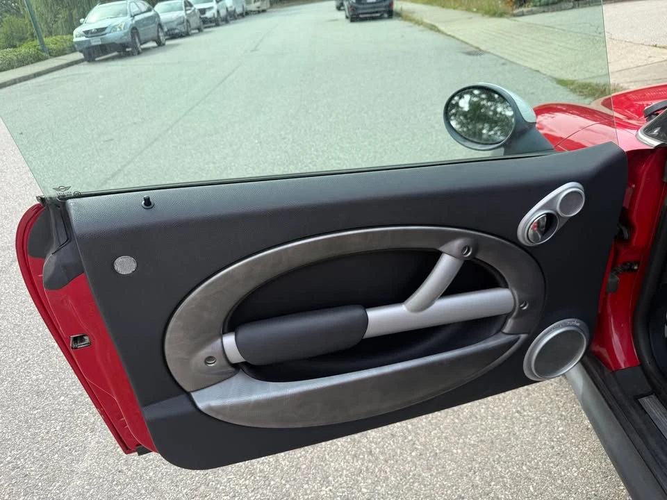 2004 Mini Mini Cooper S 1st Gen - Image 14 of 19