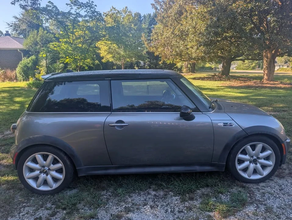 2004 Mini Mini Cooper S 1st Gen - Image 2 of 12