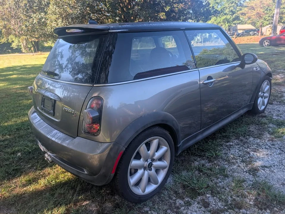 2004 Mini Mini Cooper S 1st Gen - Image 8 of 12