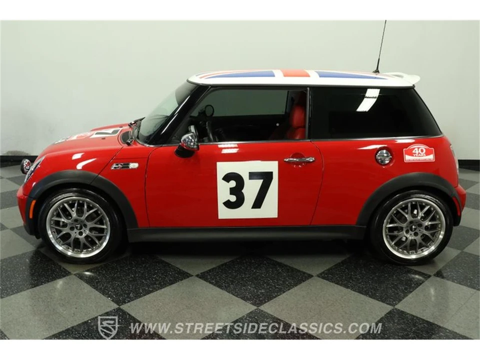 2004 Mini Mini 1st Gen - Image 2 of 31