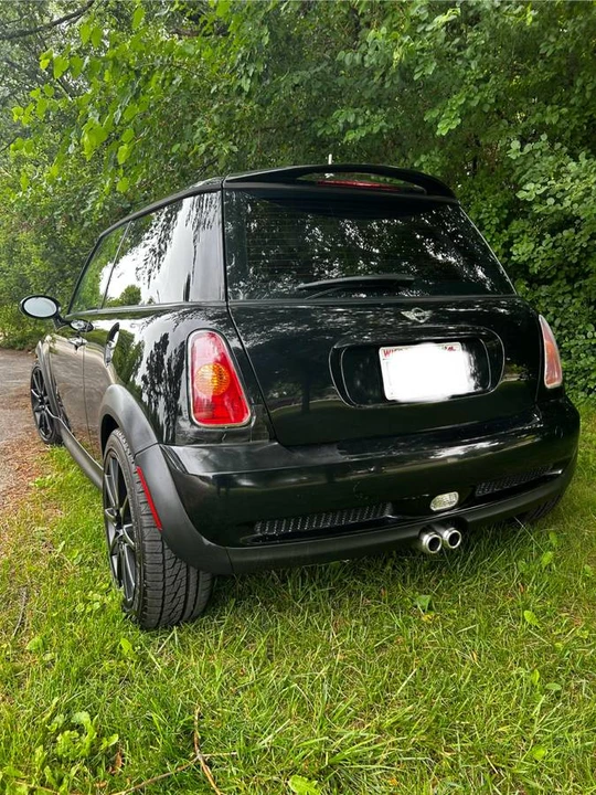 2004 Mini Mini Cooper S 1st Gen - Image 4 of 5