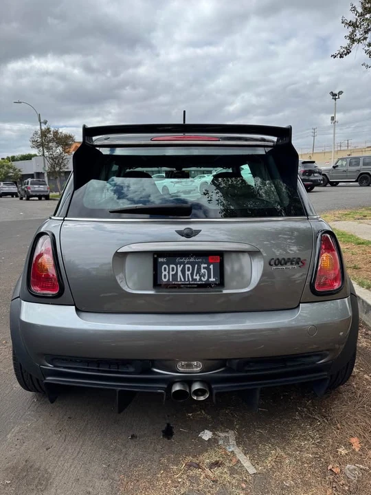 2004 Mini Mini Cooper S 1st Gen - Image 2 of 9