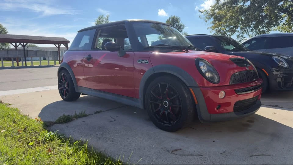 2004 Mini Mini Cooper S 1st Gen - Image 3 of 9