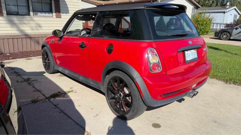 2004 Mini Mini Cooper S 1st Gen - Image 5 of 9