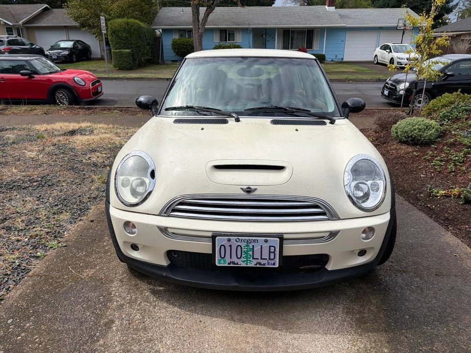2004 Mini Mini Cooper S 1st Gen - Image 2 of 12