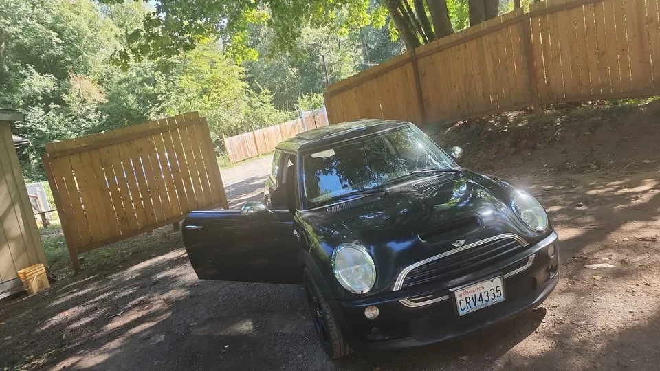 2004 Mini Mini John Cooper Works 1st Gen - Image 2 of 2