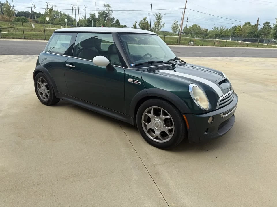 2004 Mini Mini 1st Gen - Image 2 of 9