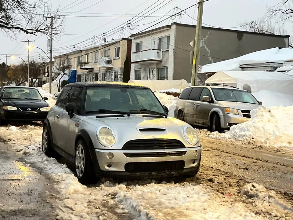 2004 Mini Mini 1st Gen - Image 6 of 10