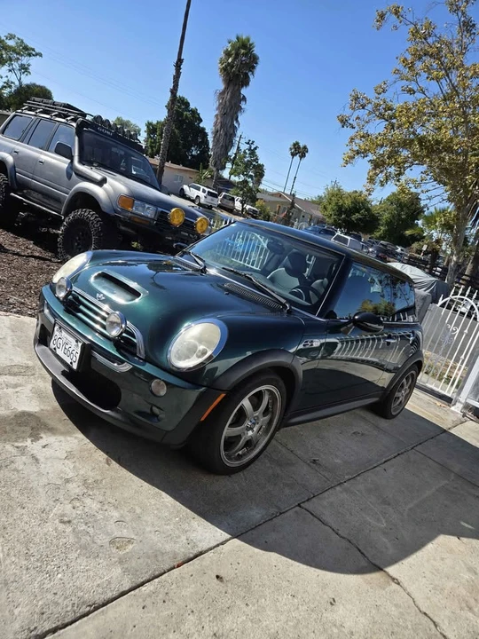 2004 Mini Mini Cooper S 1st Gen - Image 2 of 8