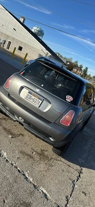 2004 Mini Mini Cooper S 1st Gen - Image 3 of 5