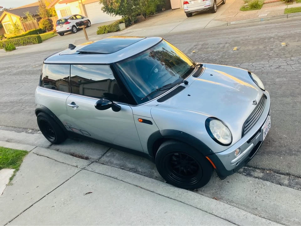 2004 Mini Mini Cooper S 1st Gen - Image 2 of 18