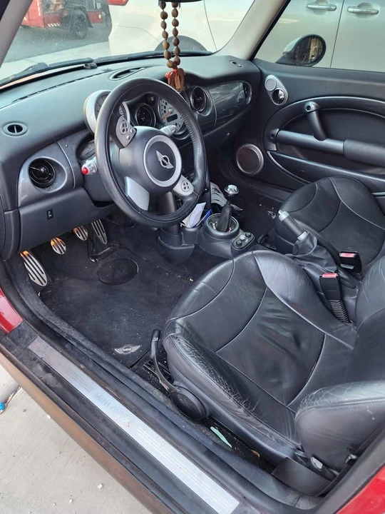2004 Mini Mini Cooper S 1st Gen - Image 5 of 7