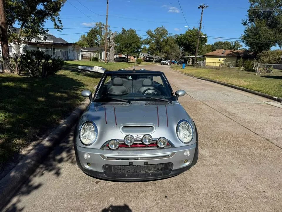 2004 Mini Mini Cooper S 1st Gen - Image 10 of 17