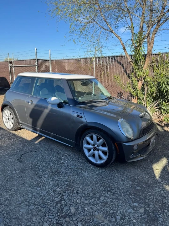 2004 Mini Mini Cooper S 1st Gen - Image 2 of 7